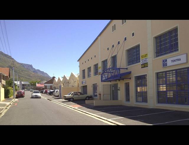 224M² OFFICE TO LET IN OBSERVATORY